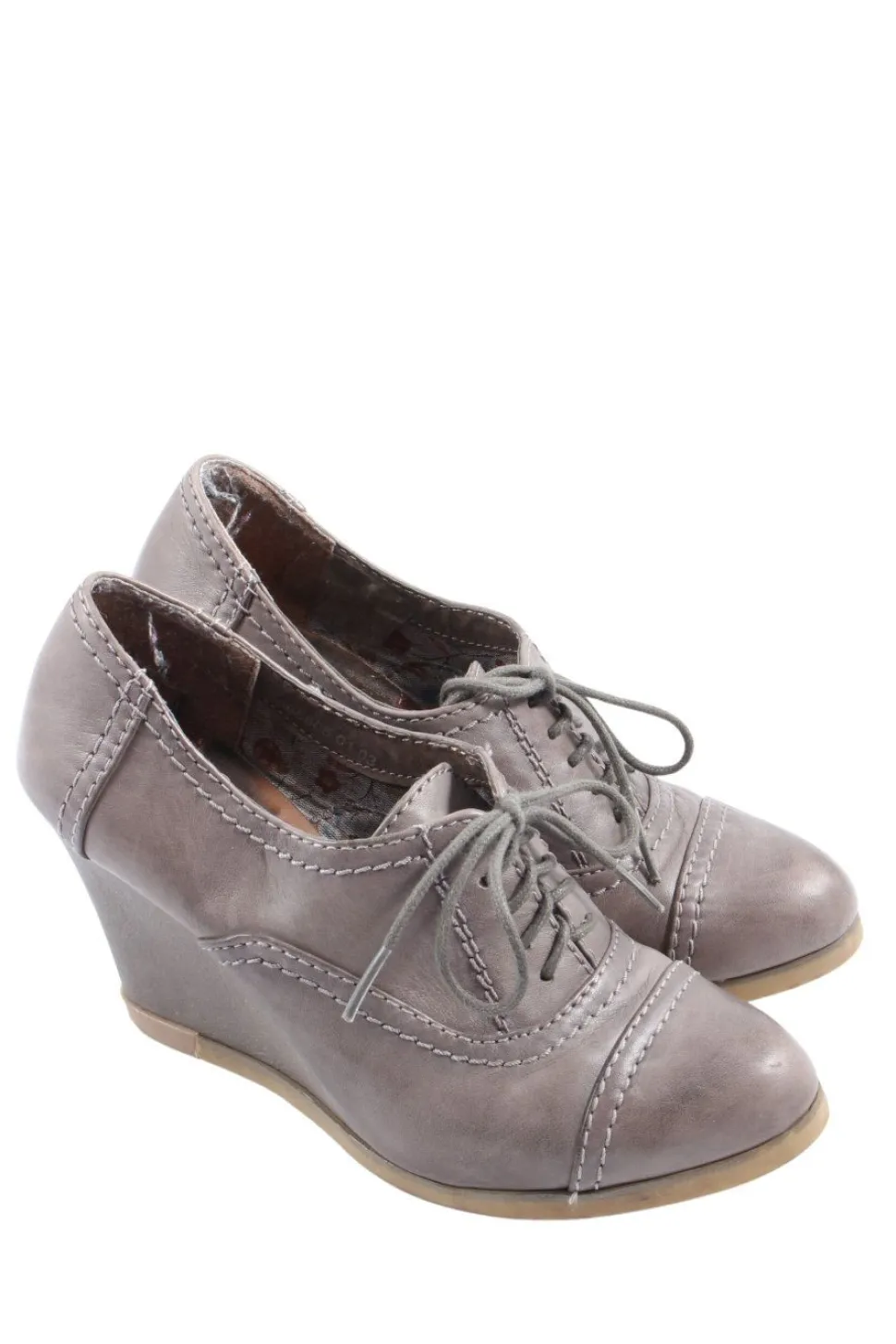 Schnürschuhe Größe 37