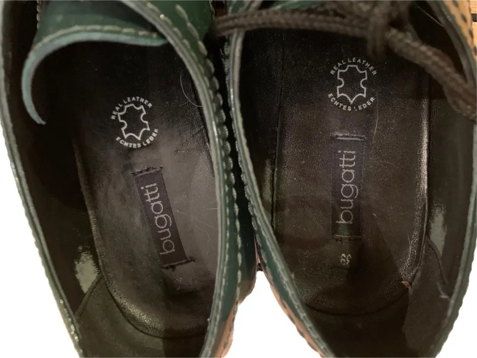 Schnürschuhe Größe 39