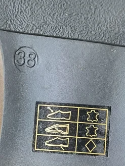 Schnürschuhe Größe 38