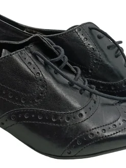 Schnürschuhe Größe 37