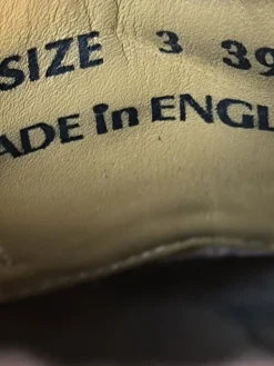 Schnürschuhe Größe 35