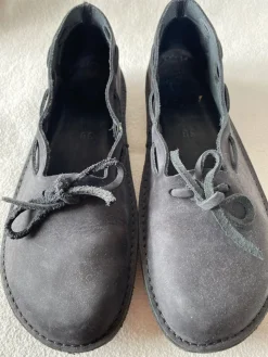 Schnürschuhe Größe 38