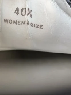 Schnürschuhe Größe 40,5