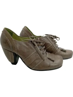 Schnürschuhe Größe 40