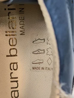 Schnürsneaker Größe 39