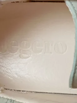 Schnürsneaker Größe 37