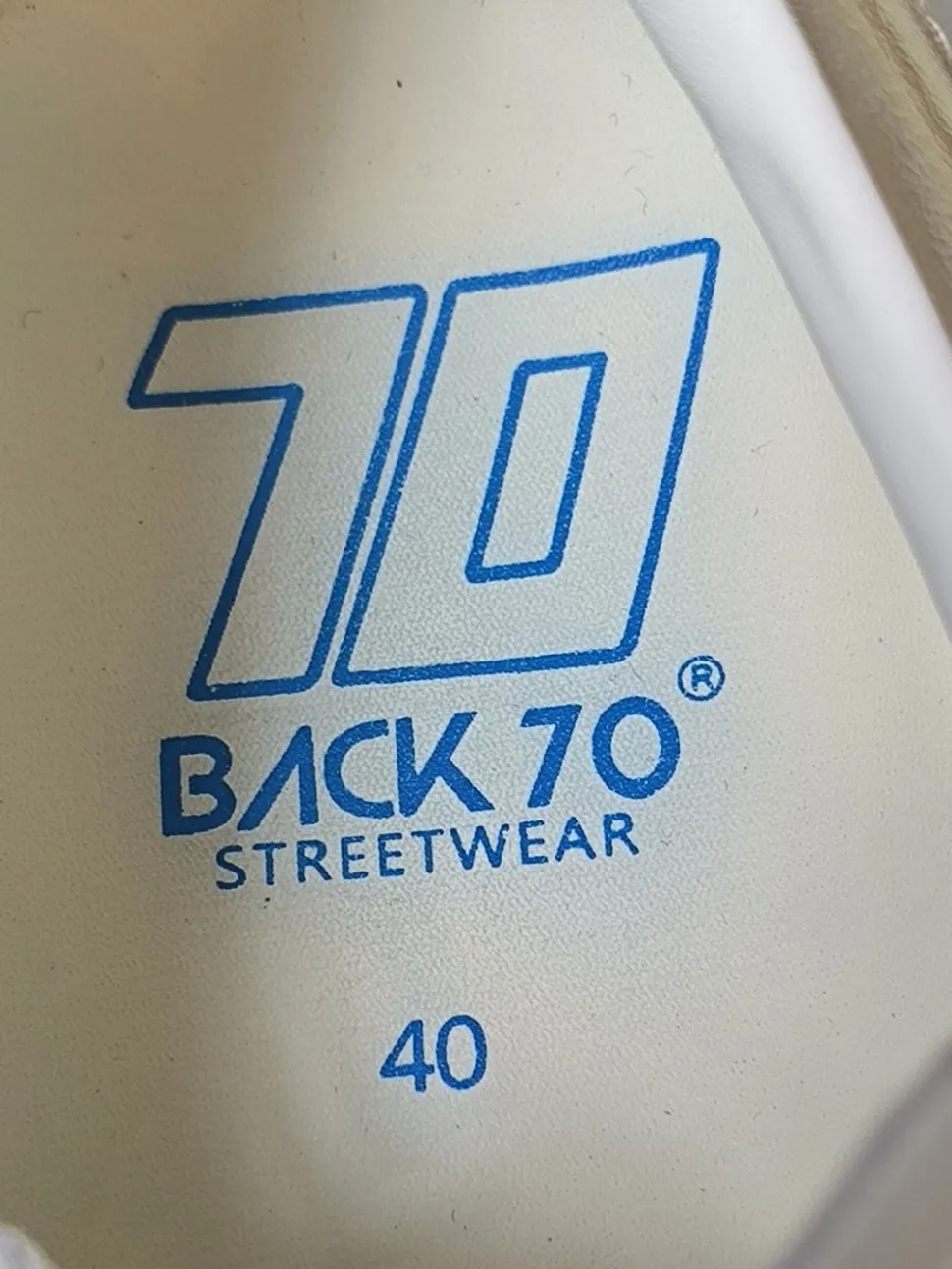 Schnürsneaker Größe 40