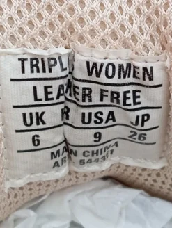 Schnürsneaker Größe 39