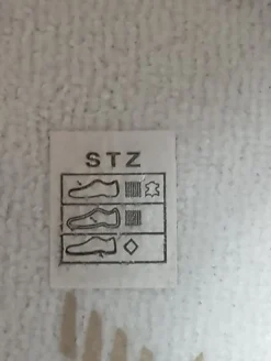 Schnürsneaker Größe 43