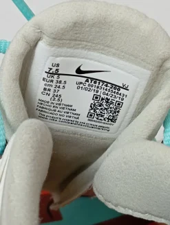 Schnürsneaker Größe 37