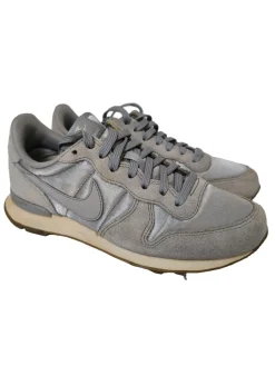 Schnürsneaker Größe 38