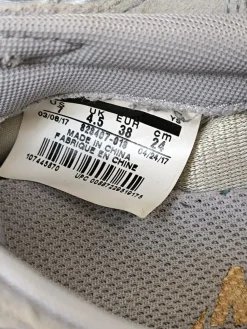 Schnürsneaker Größe 38