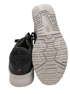 Schnürsneaker Größe 39