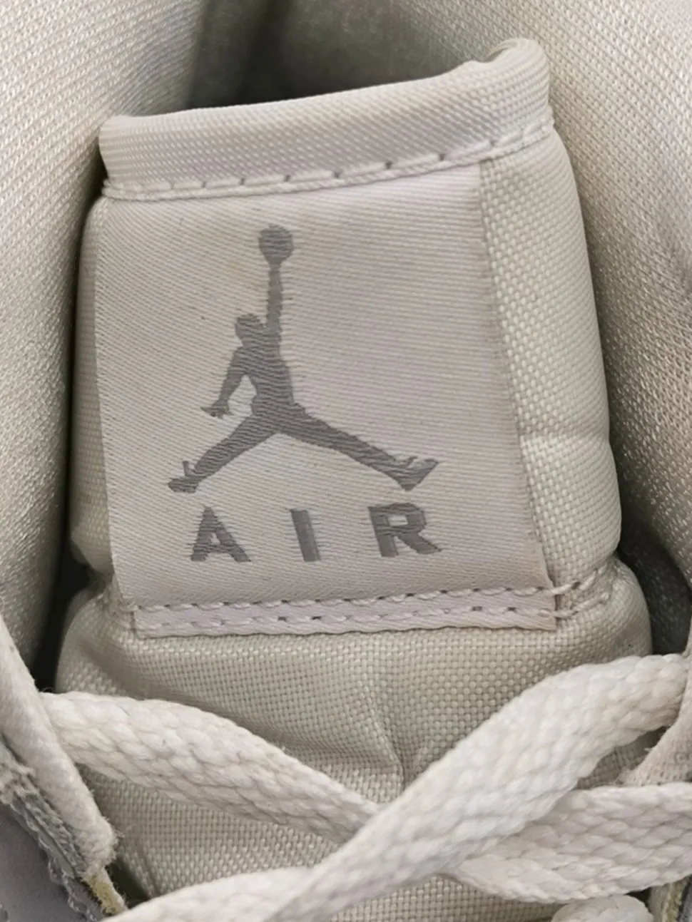 Schnürsneaker Größe 40