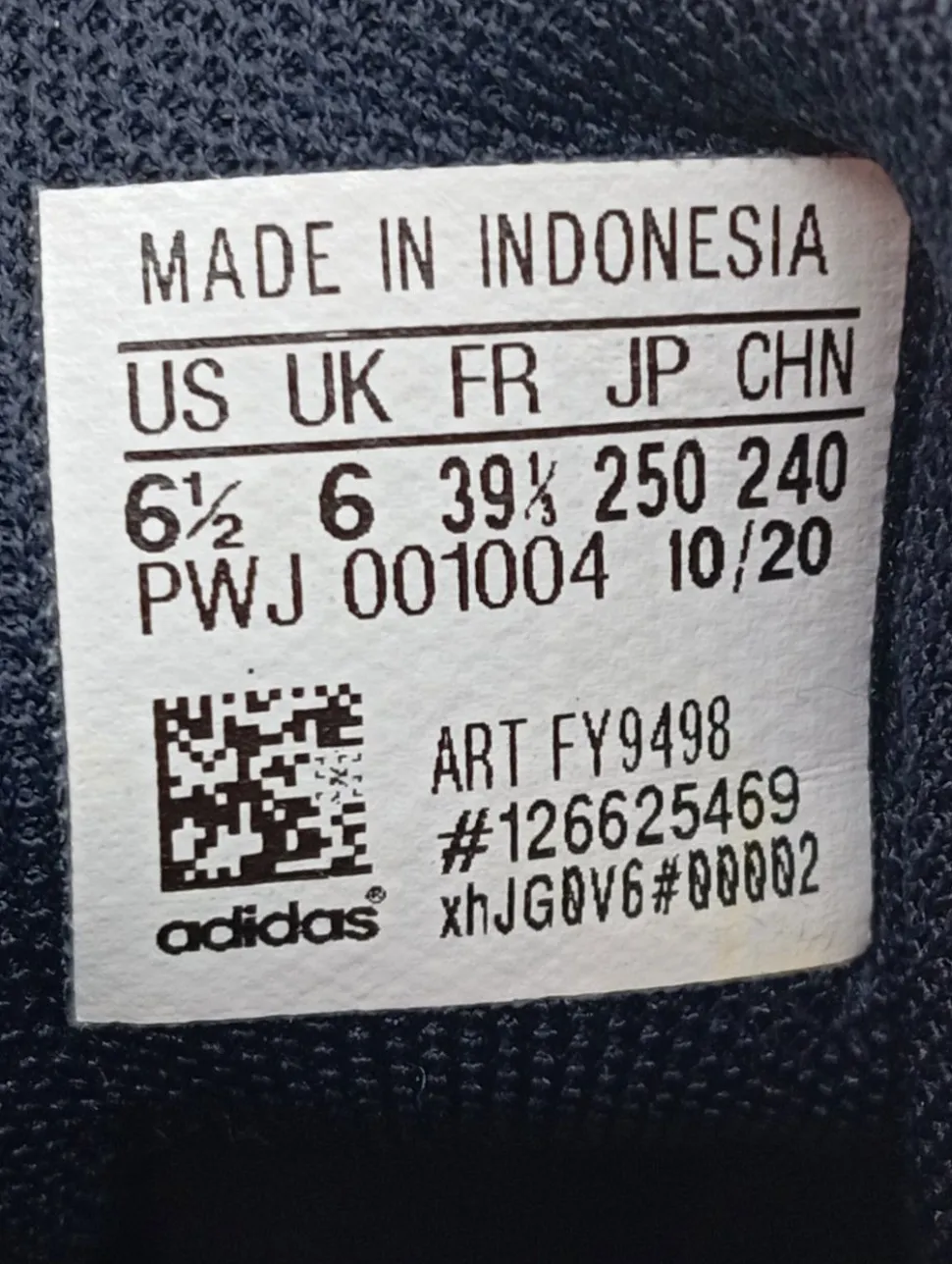 Schnürsneaker Größe 39