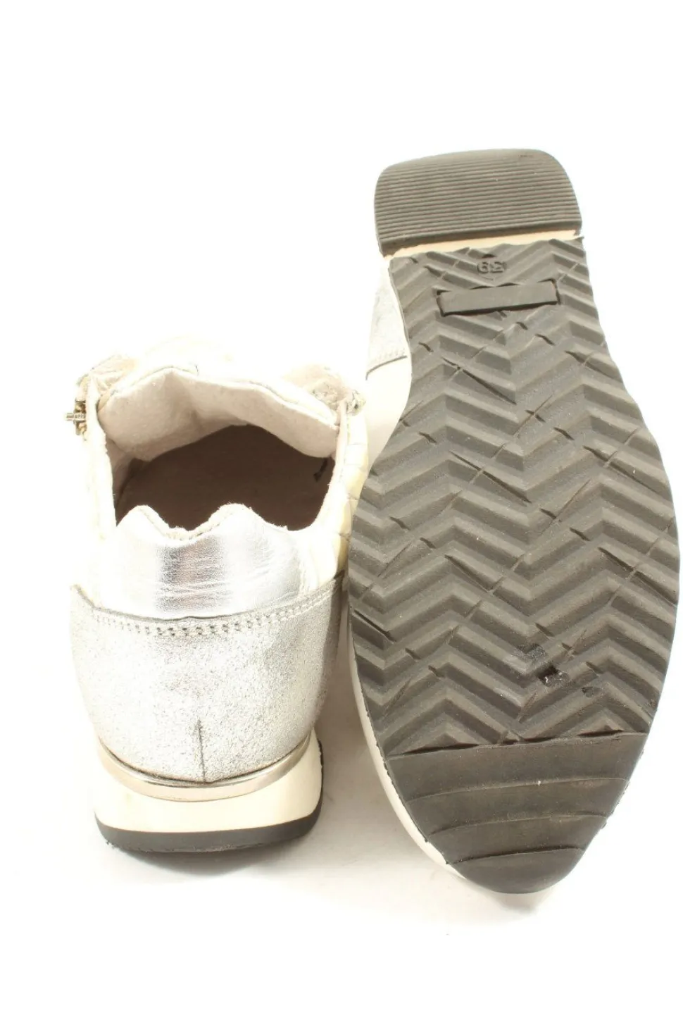 Schnürsneaker Größe 39