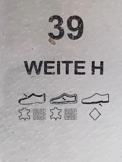 Schnürsneaker Größe 39