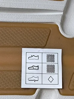 Schnürsneaker Größe 42