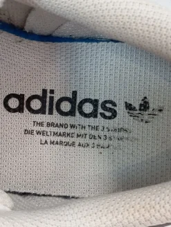 Schnürsneaker Größe 40