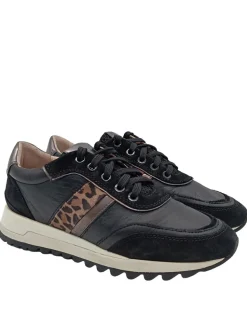 Schnürsneaker Größe 37