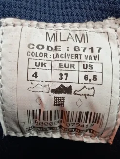 Schnürsneaker Größe 37