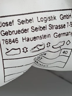 Schnürsneaker Größe 40