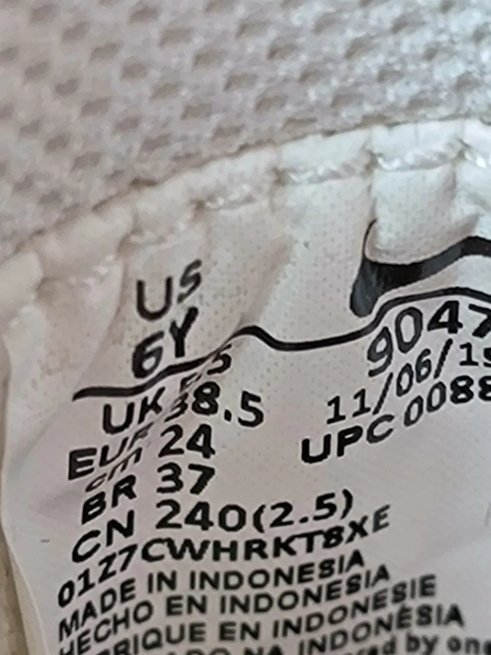 Schnürsneaker Größe 38,5