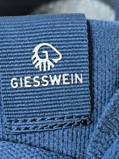 Schnürsneaker Größe 39