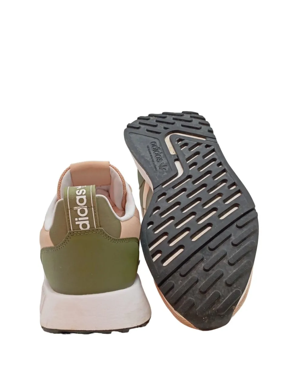 Schnürsneaker Größe 40