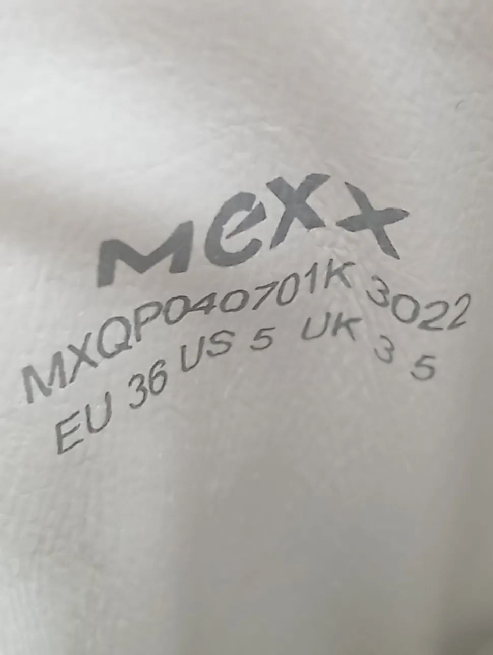 Schnürsneaker Größe 36