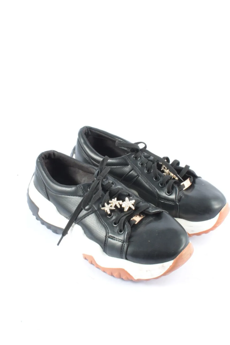 Schnürsneaker Größe 38,5