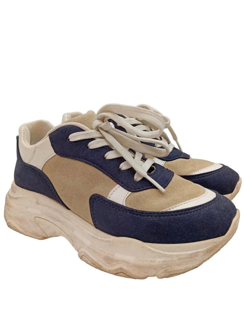 Schnürsneaker Größe 37