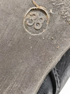 Schnür-Stiefeletten Größe 38