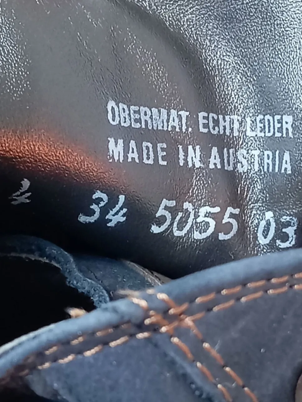 Schnür-Stiefeletten Größe 36