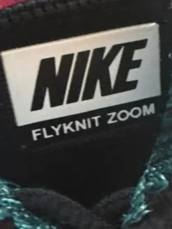 Sneaker Größe 40,5