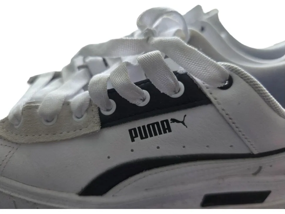 Sneaker Größe 38,5