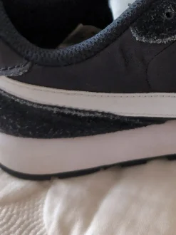 Sneaker Größe 37,5