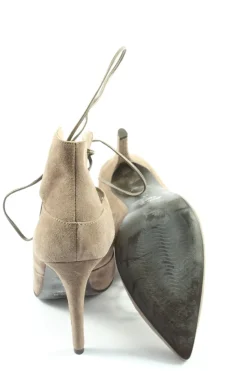 Spitz-Pumps Größe 38