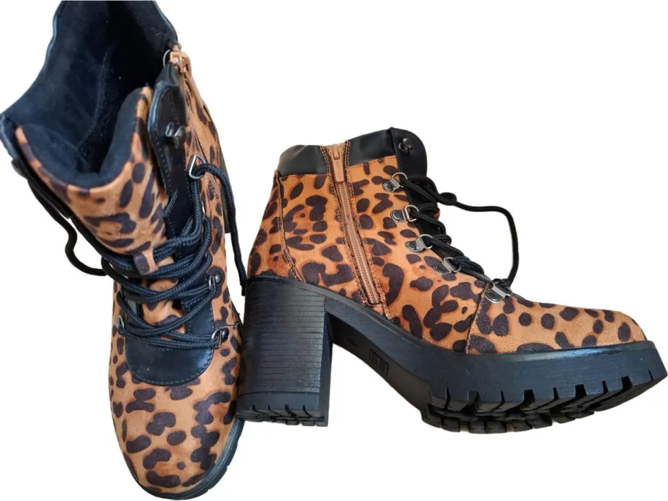 Stiefeletten Größe 40