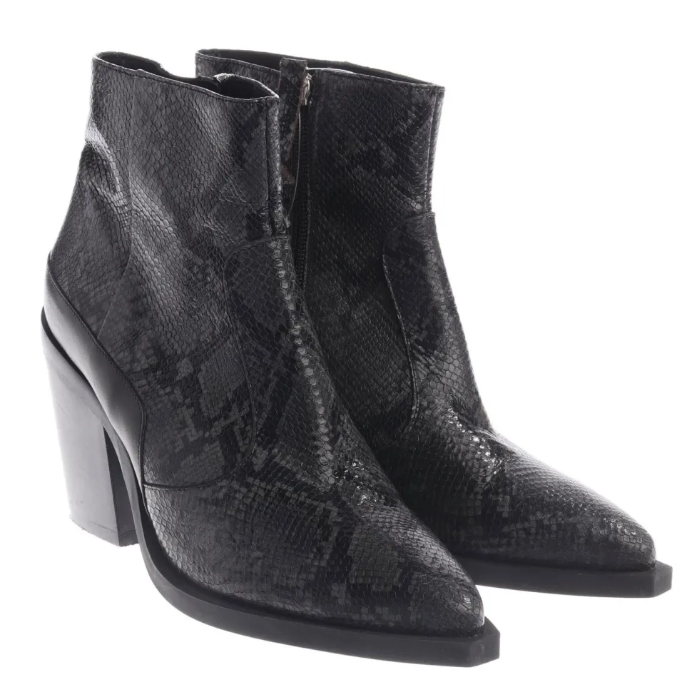 Stiefeletten Größe 38