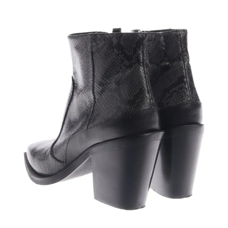 Stiefeletten Größe 38