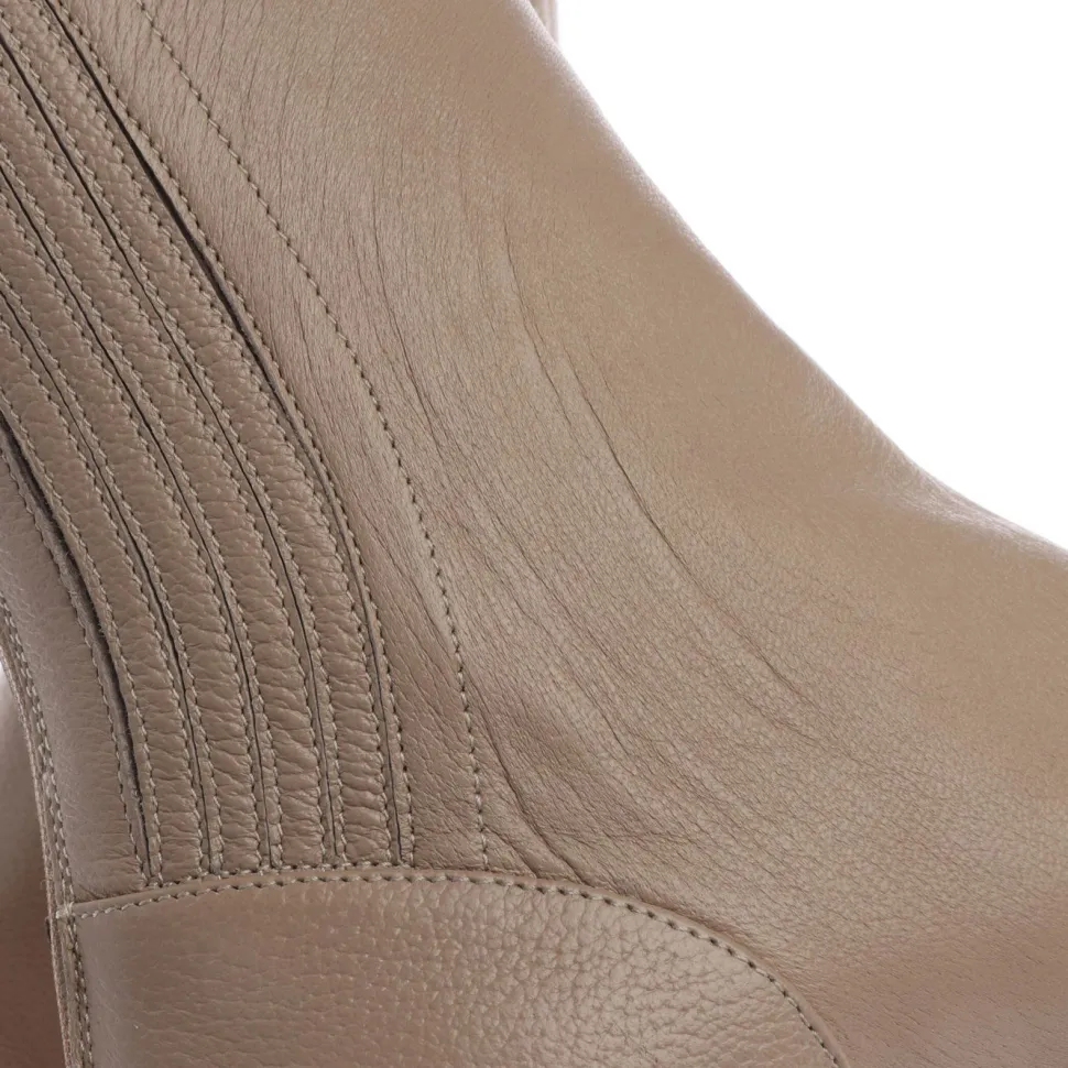 Stiefeletten Größe 39