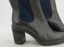 Stiefeletten Größe 37